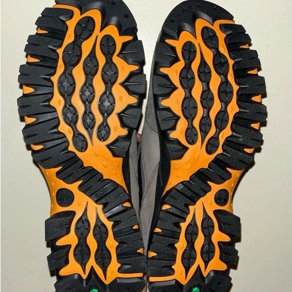 Timberland Mt. Maddsen Waterproof Mid Medium Grey Boots - Picture 7 of 7